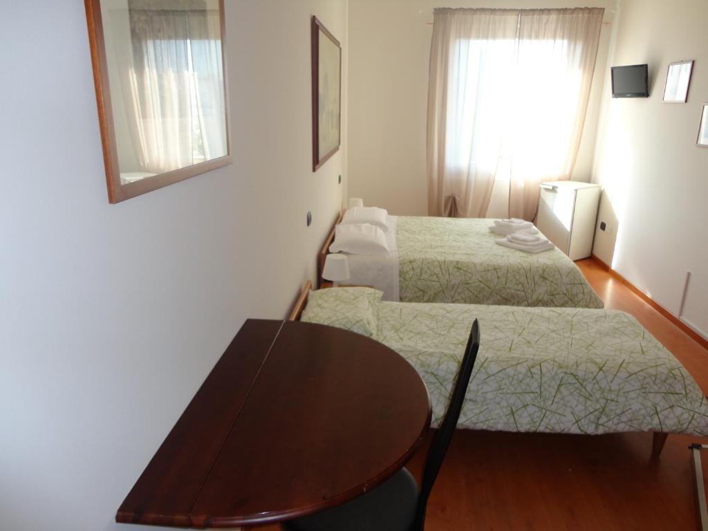 アロッジオ カヴール フェラーラ 部屋 写真