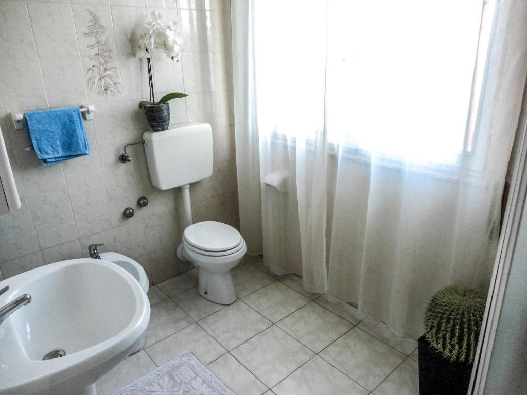 アロッジオ カヴール フェラーラ 部屋 写真